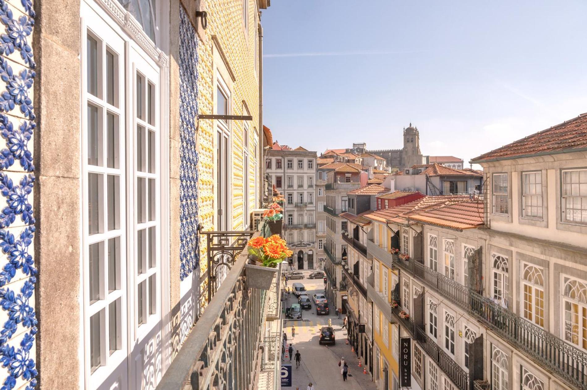 포르투 Historical Penthouse At Cardosas Block 아파트 외부 사진