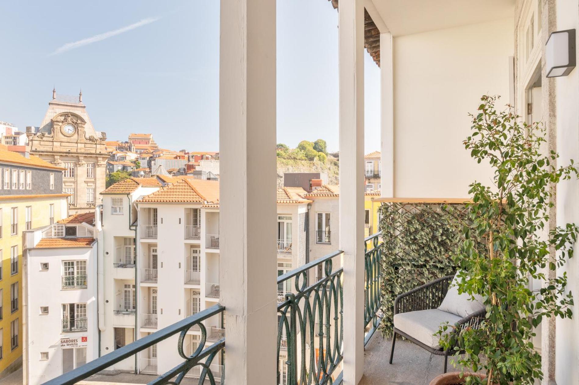 포르투 Historical Penthouse At Cardosas Block 아파트 외부 사진
